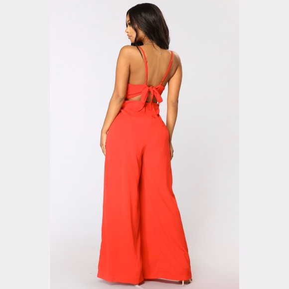 NWOT Fashion Nova Strike a Pose Red Jumpsuit 3XL - Picture 4 of 8